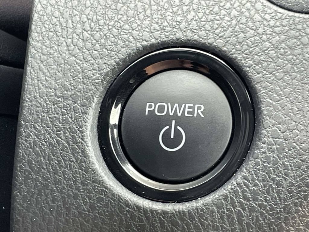 Used 2026 Toyota Camry SE FWD image 22