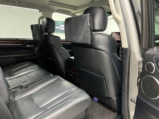 Used 2016 Lexus LX 570 4WD w/ Luxury Package image 53