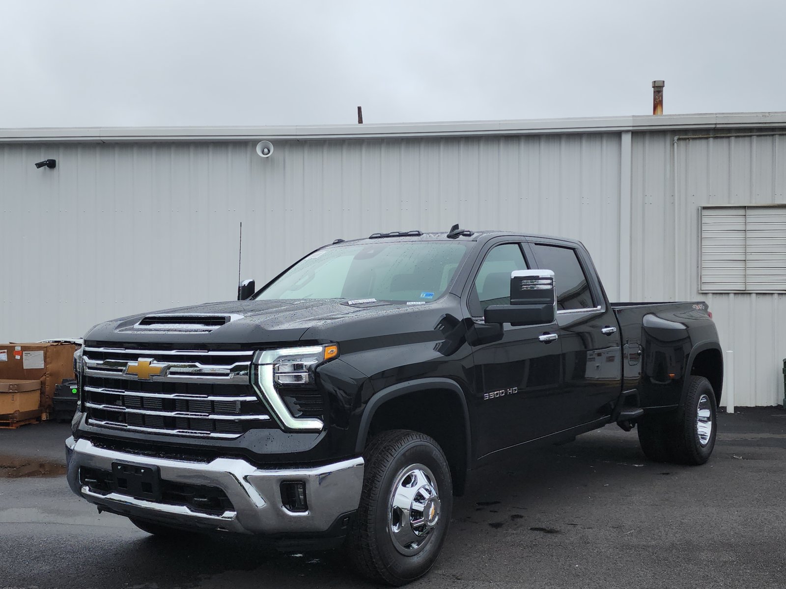 New 2026 Chevrolet Silverado 3500 LTZ AWD/4WD image 1