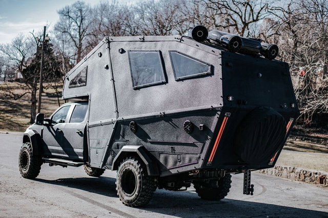 Used 2022 Ford F550 4x4 Crew Cab Super Duty w/ Power Equipment Group image 6