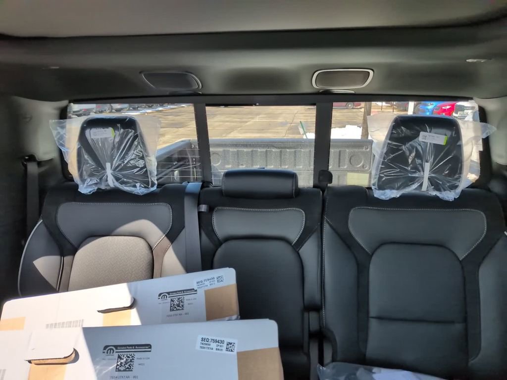 New 2026 RAM 1500 Laramie image 34