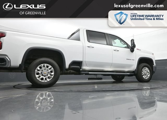 Used 2025 Chevrolet Silverado 2500 LT AWD/4WD image 40