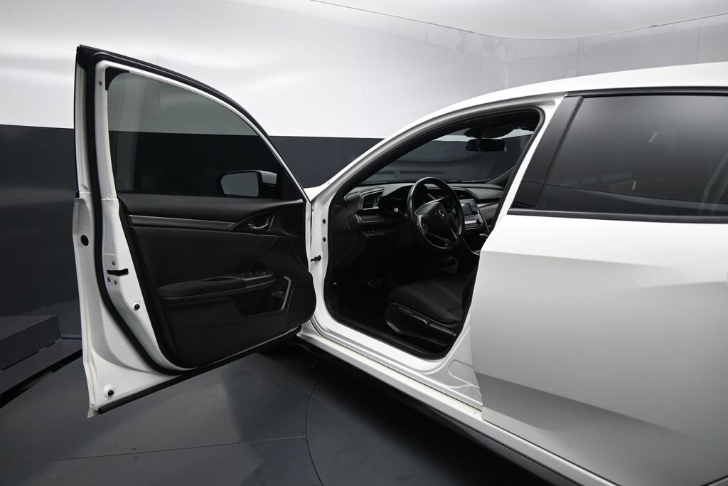 Used 2019 Honda Civic Sport image 7