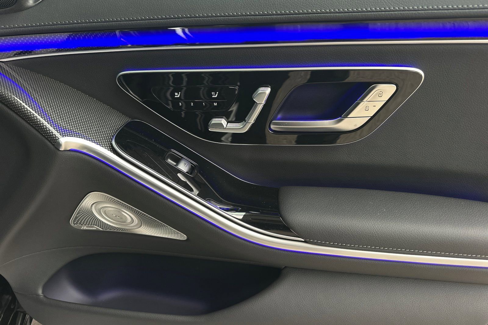 New 2026 Mercedes-Benz S 500 4MATIC image 32