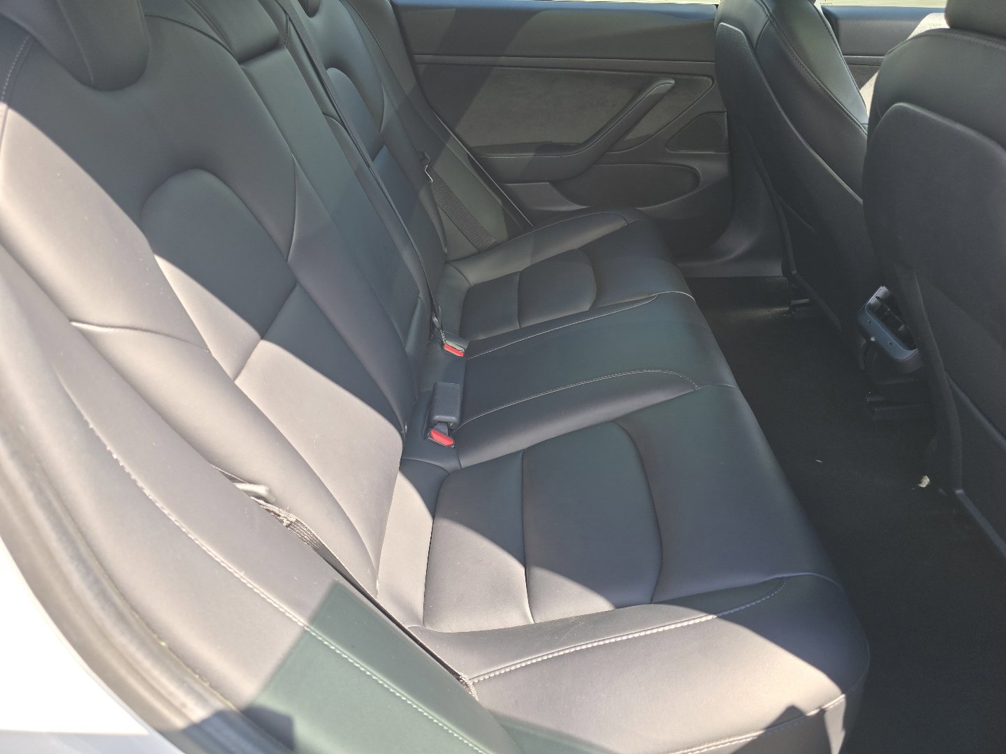 Used 2021 Tesla Model 3 Standard Range Plus image 22