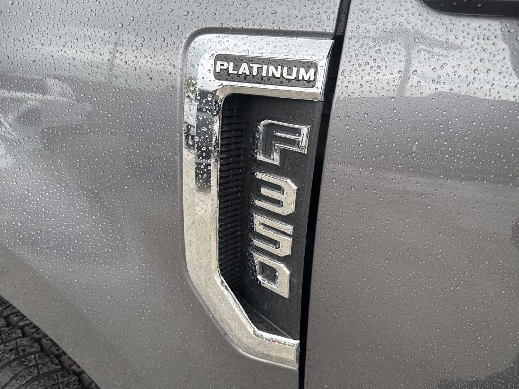 Used 2022 Ford F350 Platinum image 12