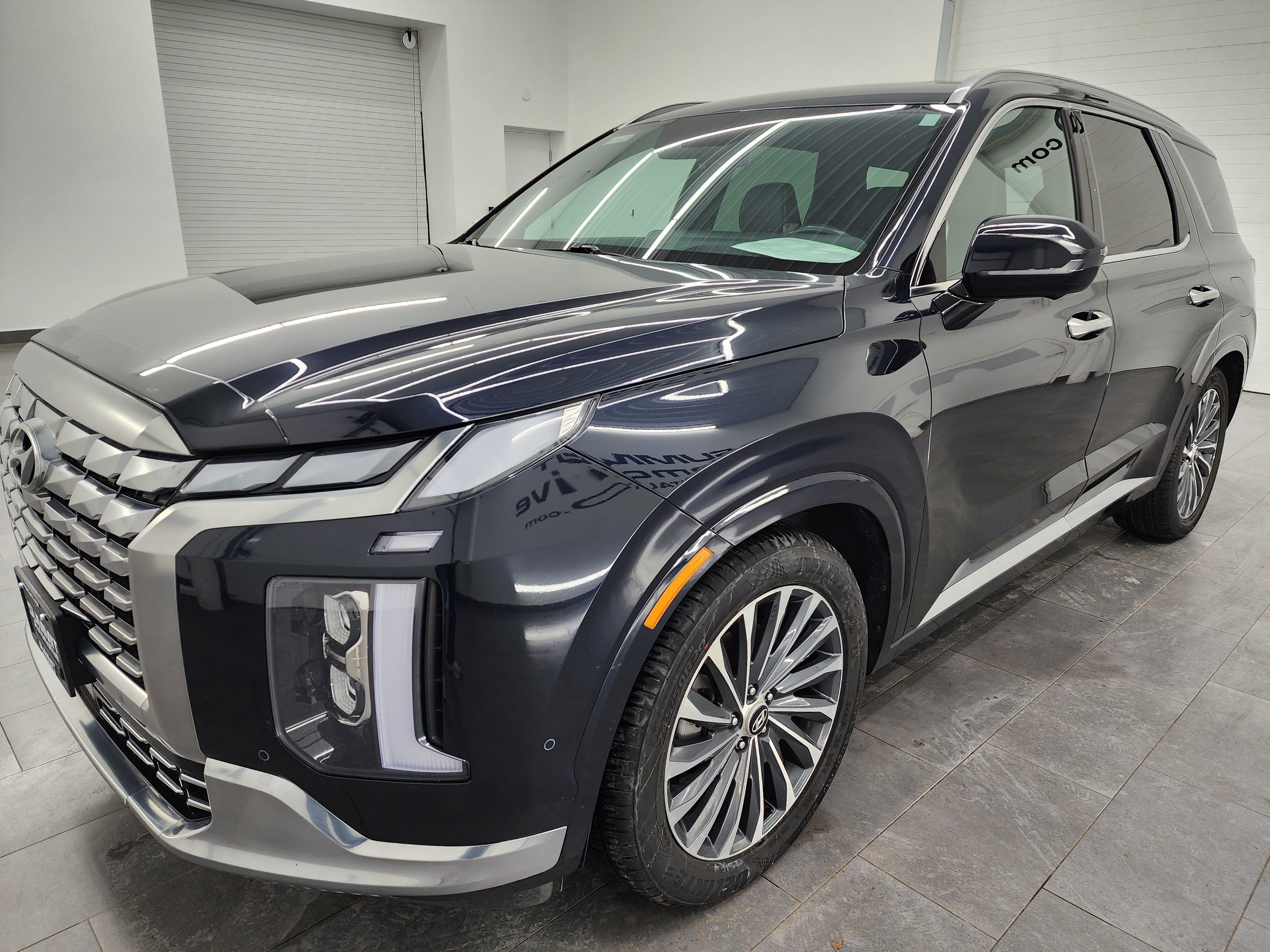 Used 2024 Hyundai Palisade Calligraphy AWD/4WD image 7