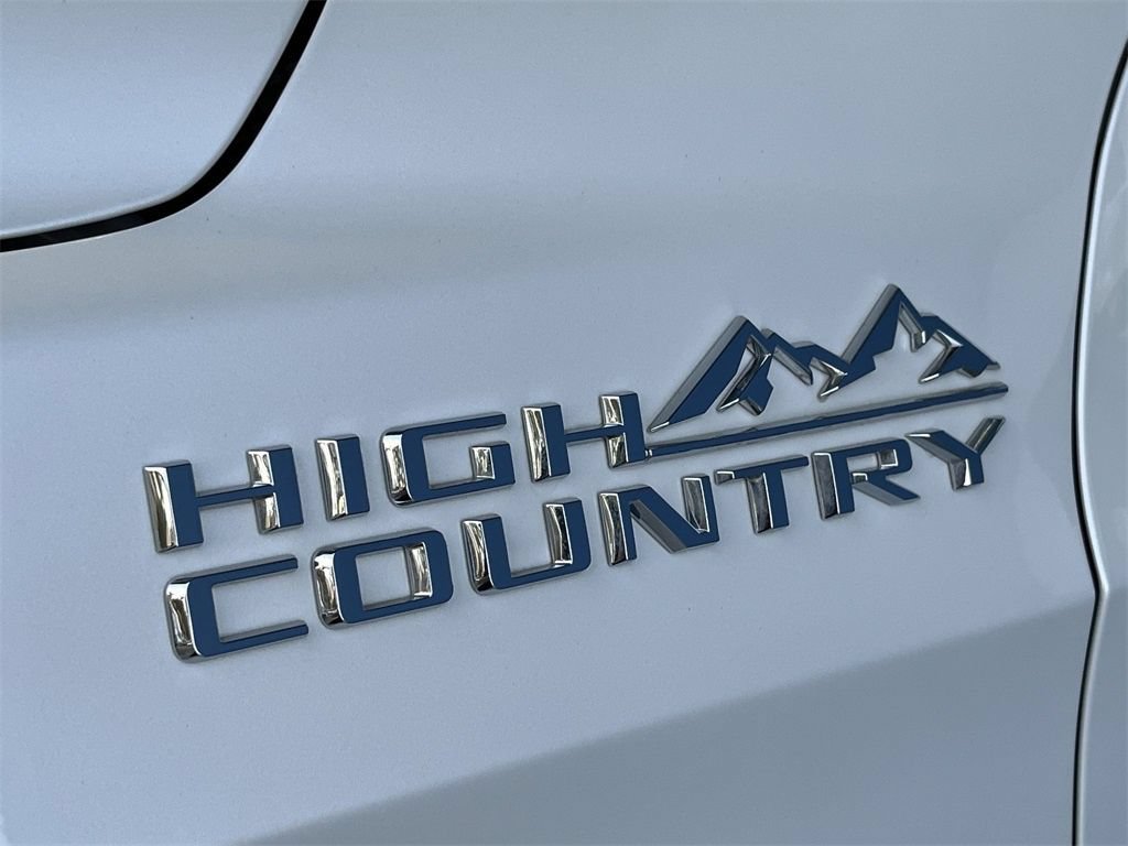 New 2024 Chevrolet Tahoe High Country w/ Advanced Technology Package AWD/4WD image 31