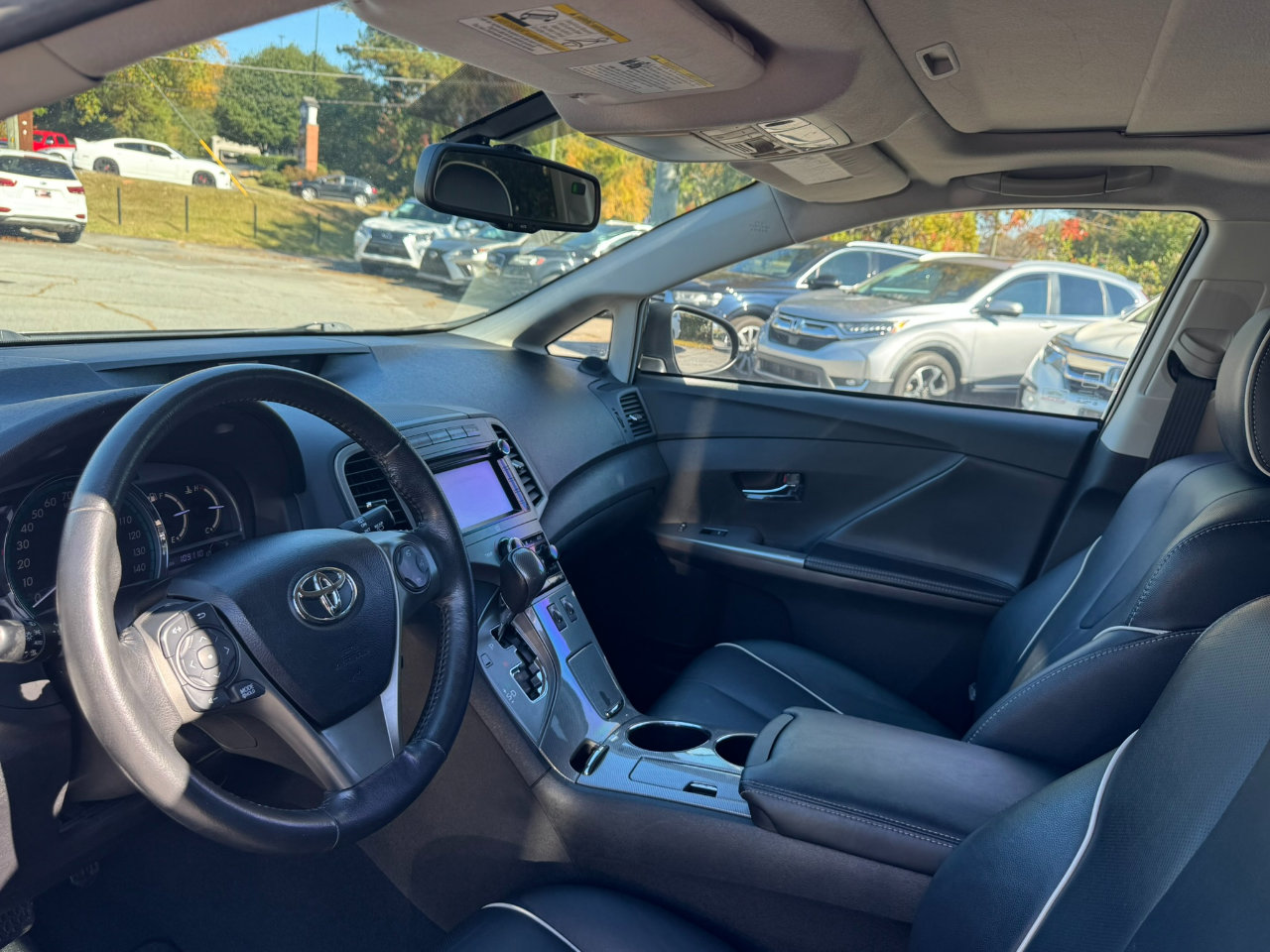 Used 2013 Toyota Venza Limited image 12