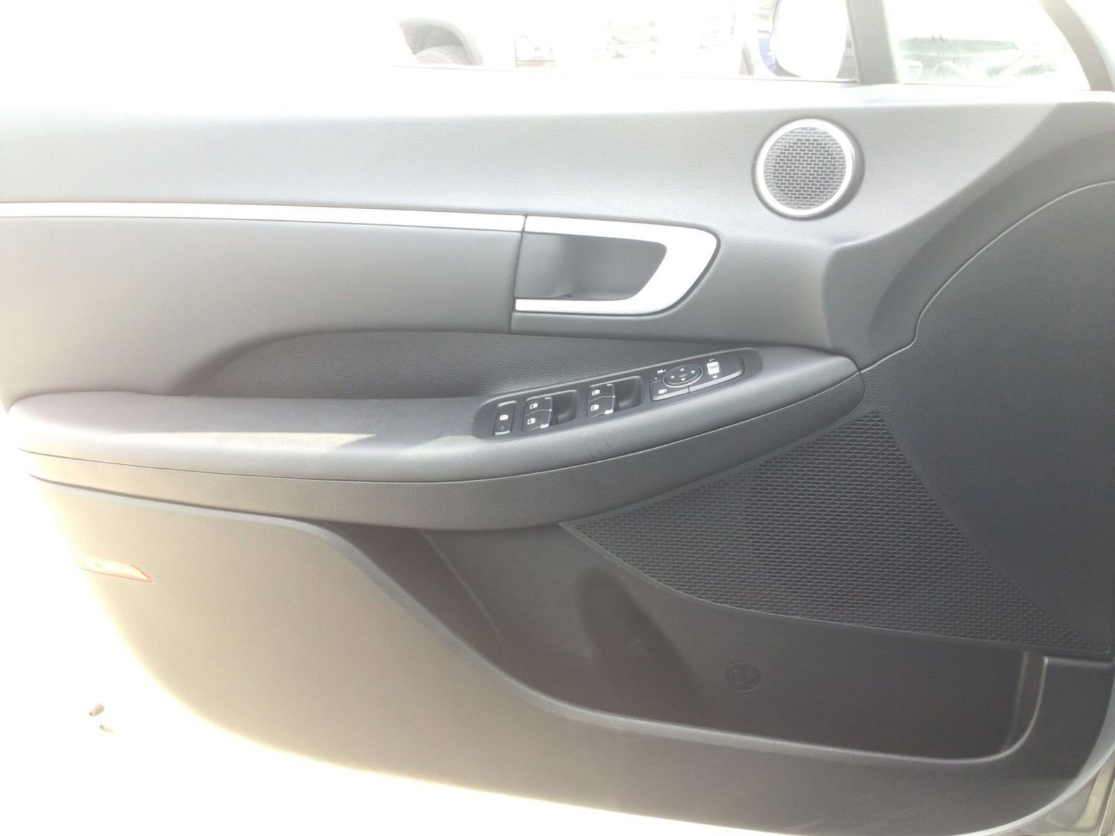 Used 2025 Hyundai Sonata SEL FWD image 18