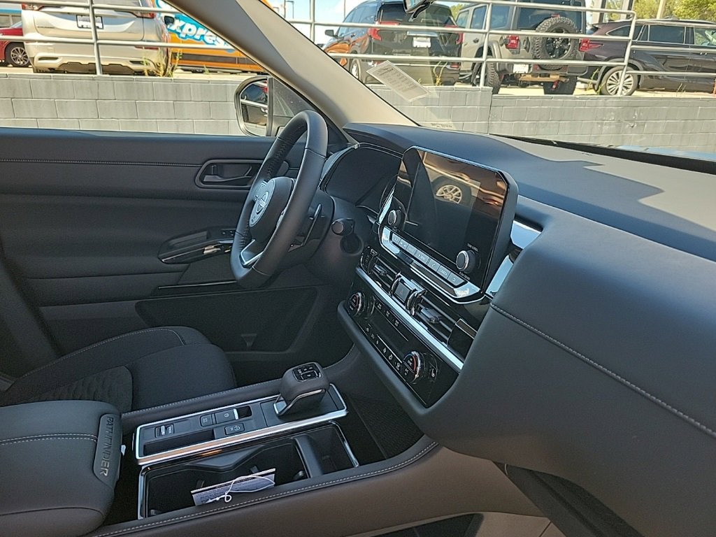 New 2025 Nissan Pathfinder SV w/ Cargo Package image 46