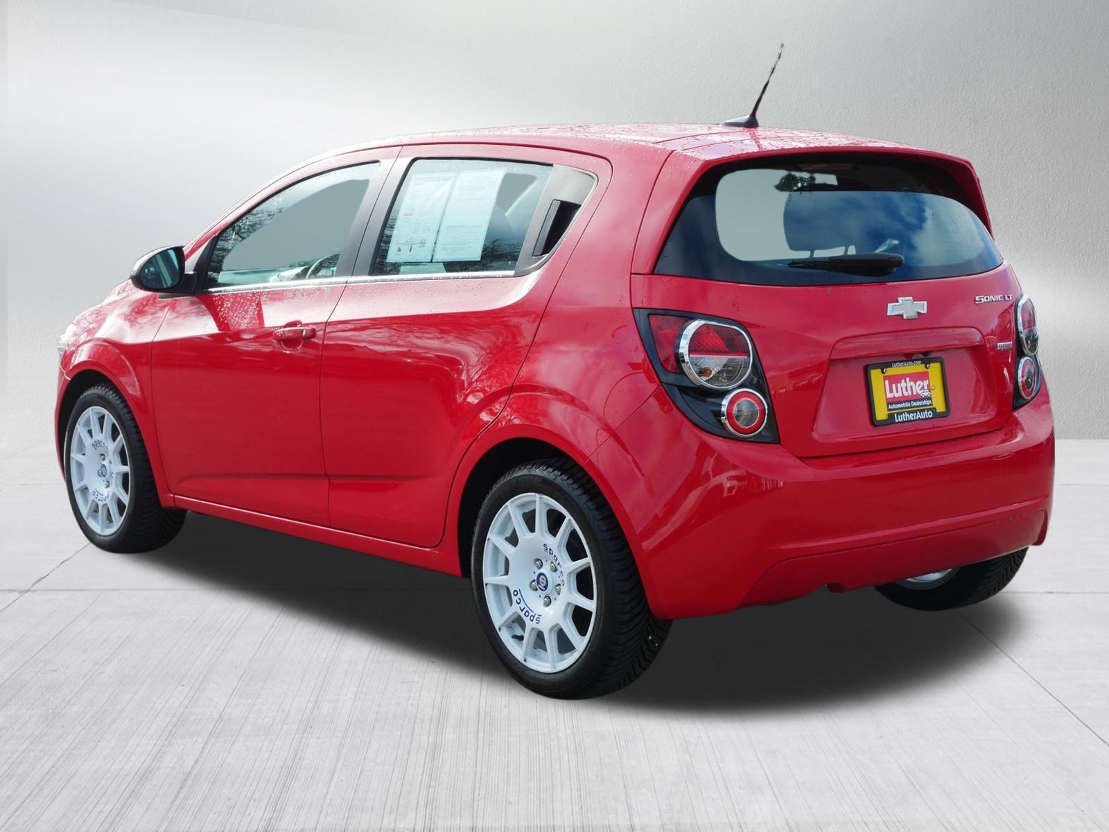 Used 2014 Chevrolet Sonic LT image 5