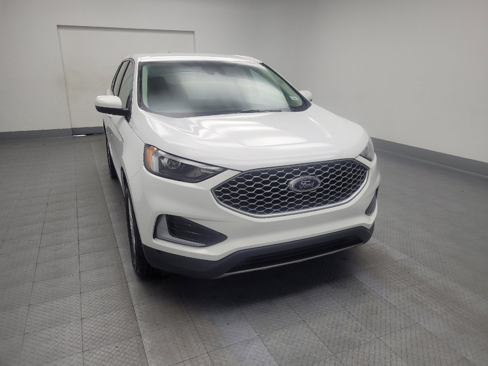 Used 2024 Ford Edge SEL image 14