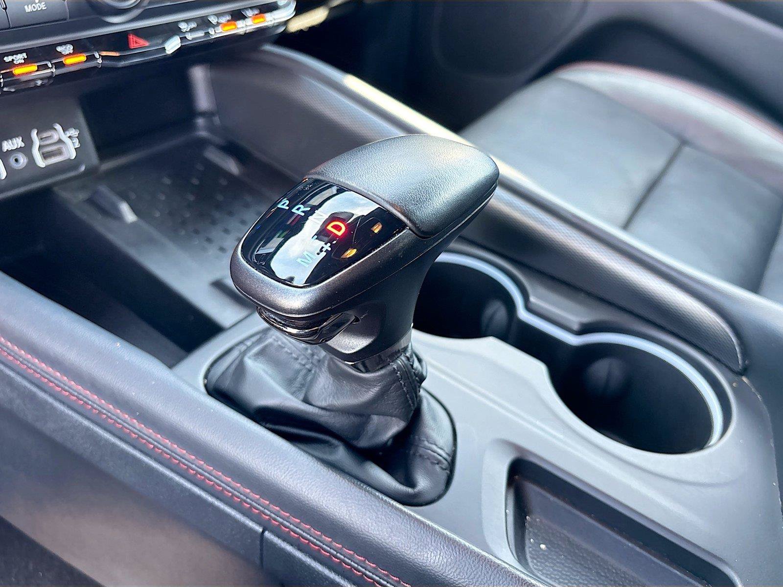 Used 2025 Dodge Durango GT AWD/4WD image 17