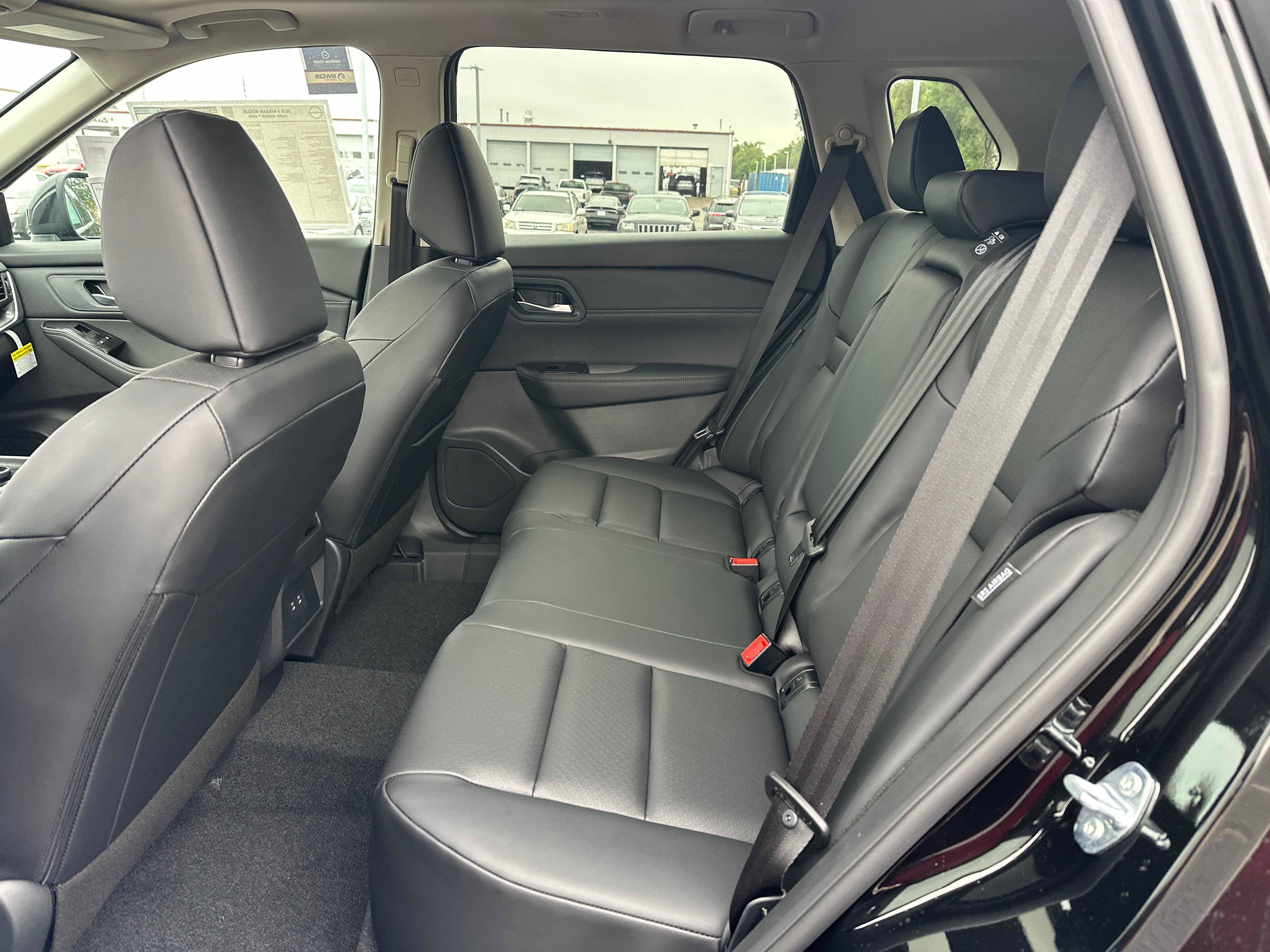 New 2026 Nissan Rogue Dark Armor AWD/4WD image 27