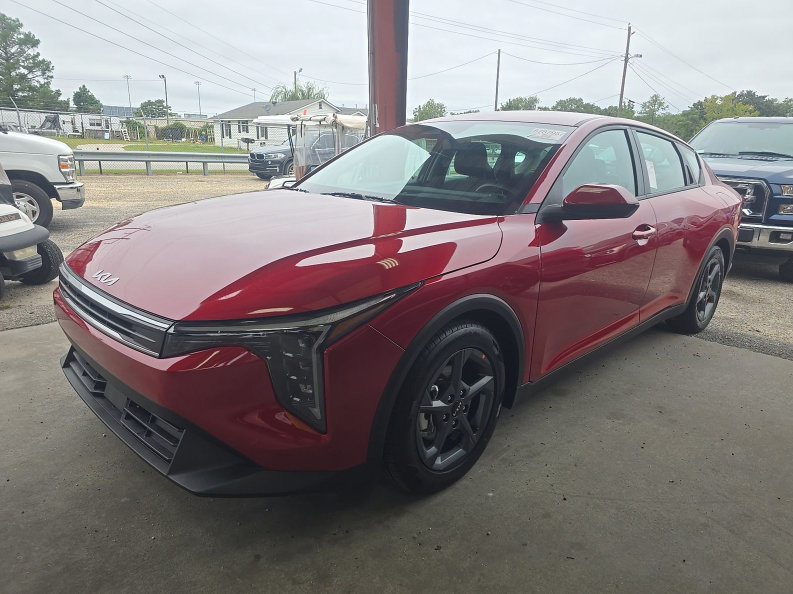 Used 2026 Kia K4 FWD image 1