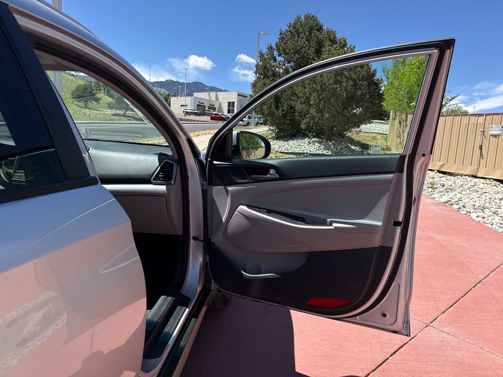 Used 2018 Hyundai Tucson SEL AWD/4WD image 28