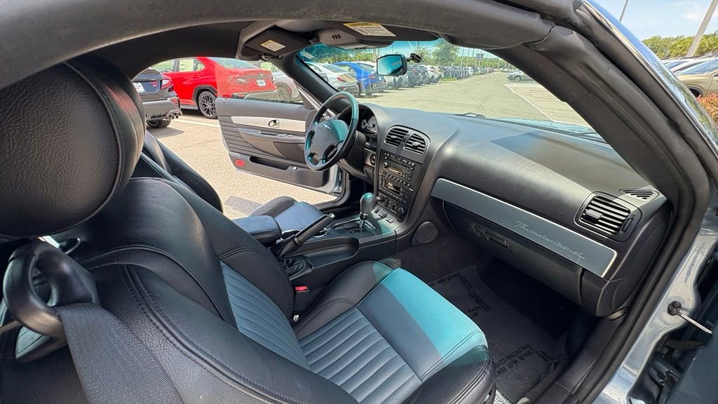 Used 2005 Ford Thunderbird RWD image 16