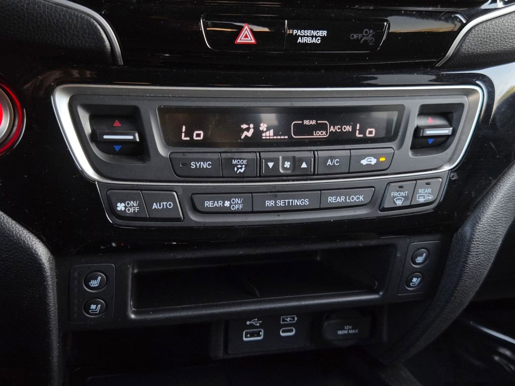 Used 2025 Honda Ridgeline Black Edition image 23