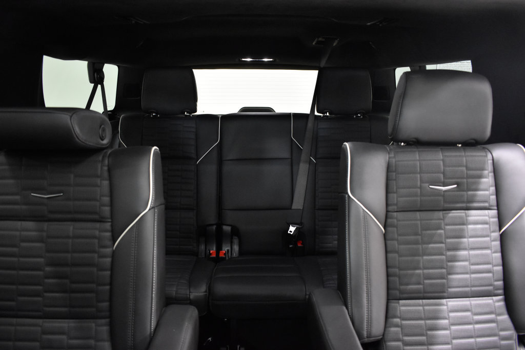 Used 2025 Cadillac Escalade ESV Sport Platinum w/ LPO, Floor Liner Package AWD/4WD image 33