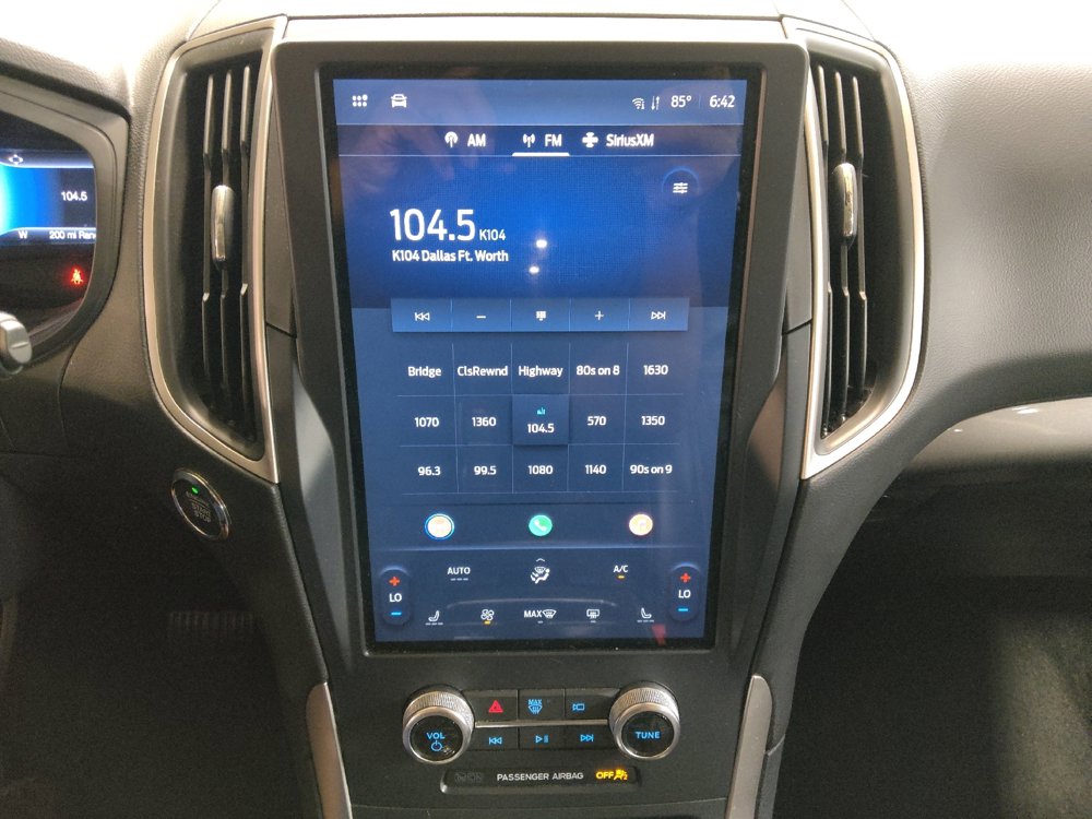 Used 2024 Ford Edge SEL image 25