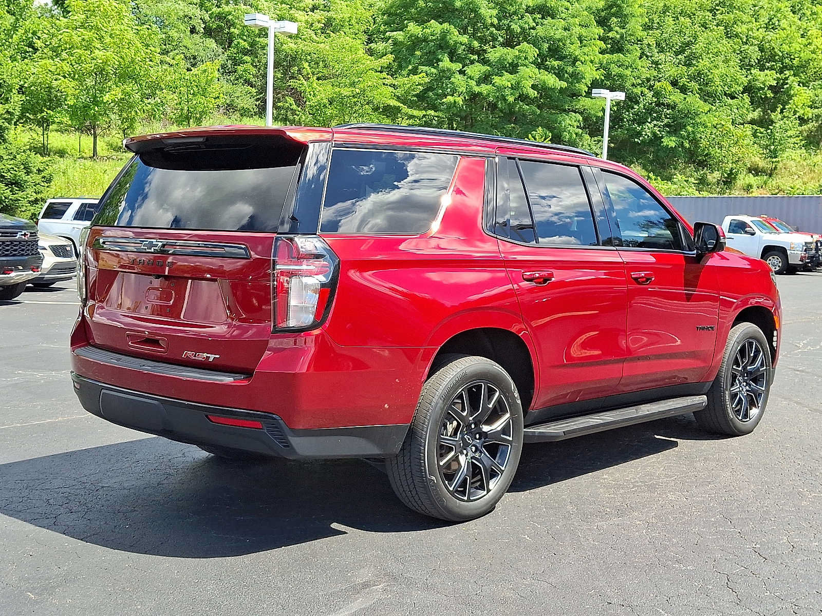 Used 2023 Chevrolet Tahoe RST w/ Luxury Package AWD/4WD image 6