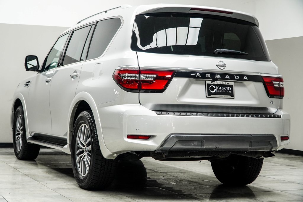 Used 2024 Nissan Armada SL image 10