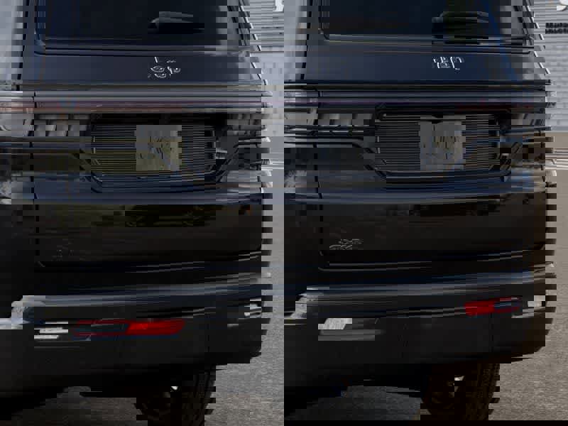 New 2026 Jeep Grand Wagoneer Summit image 13