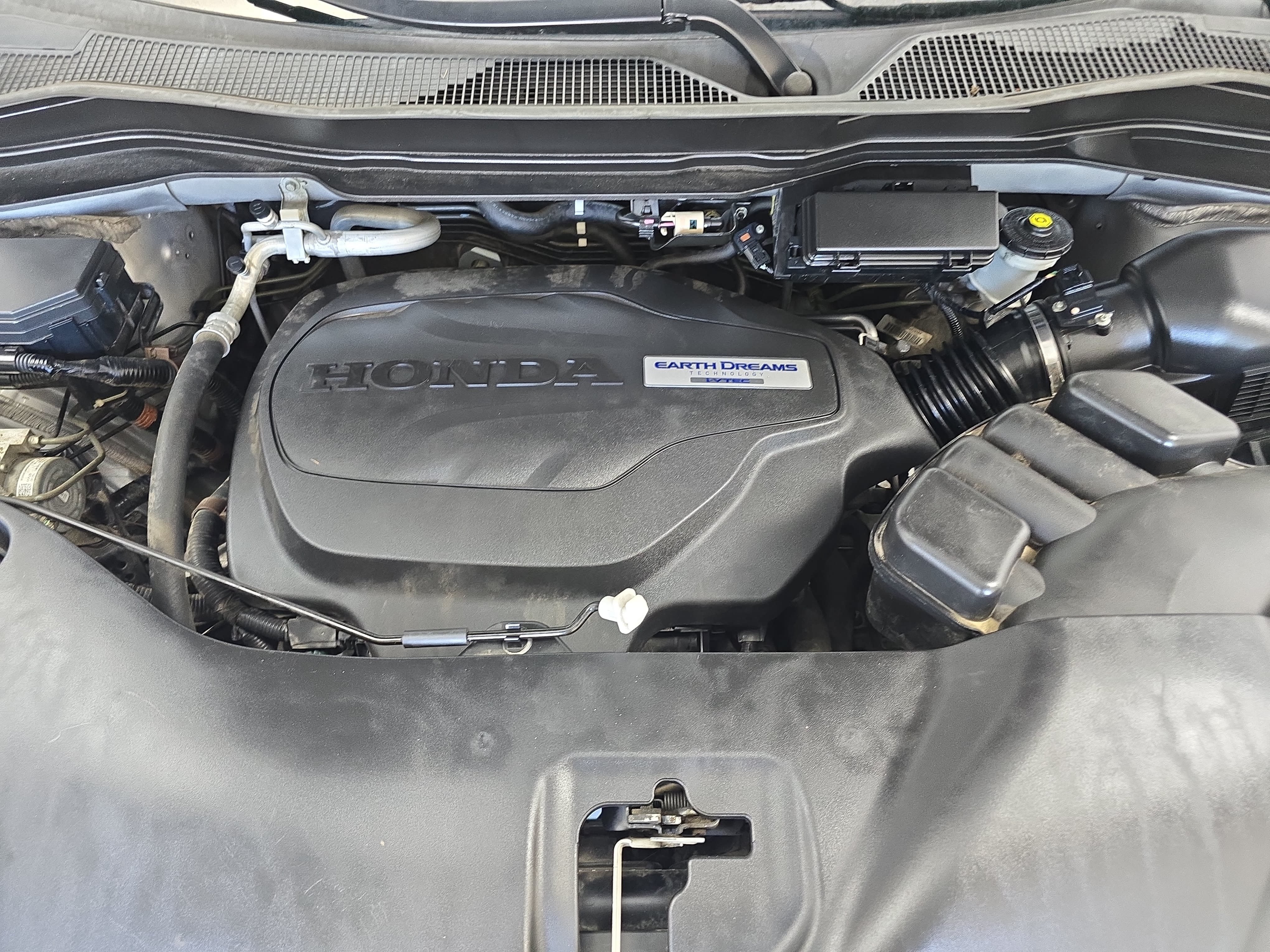 Used 2018 Honda Pilot Touring image 32