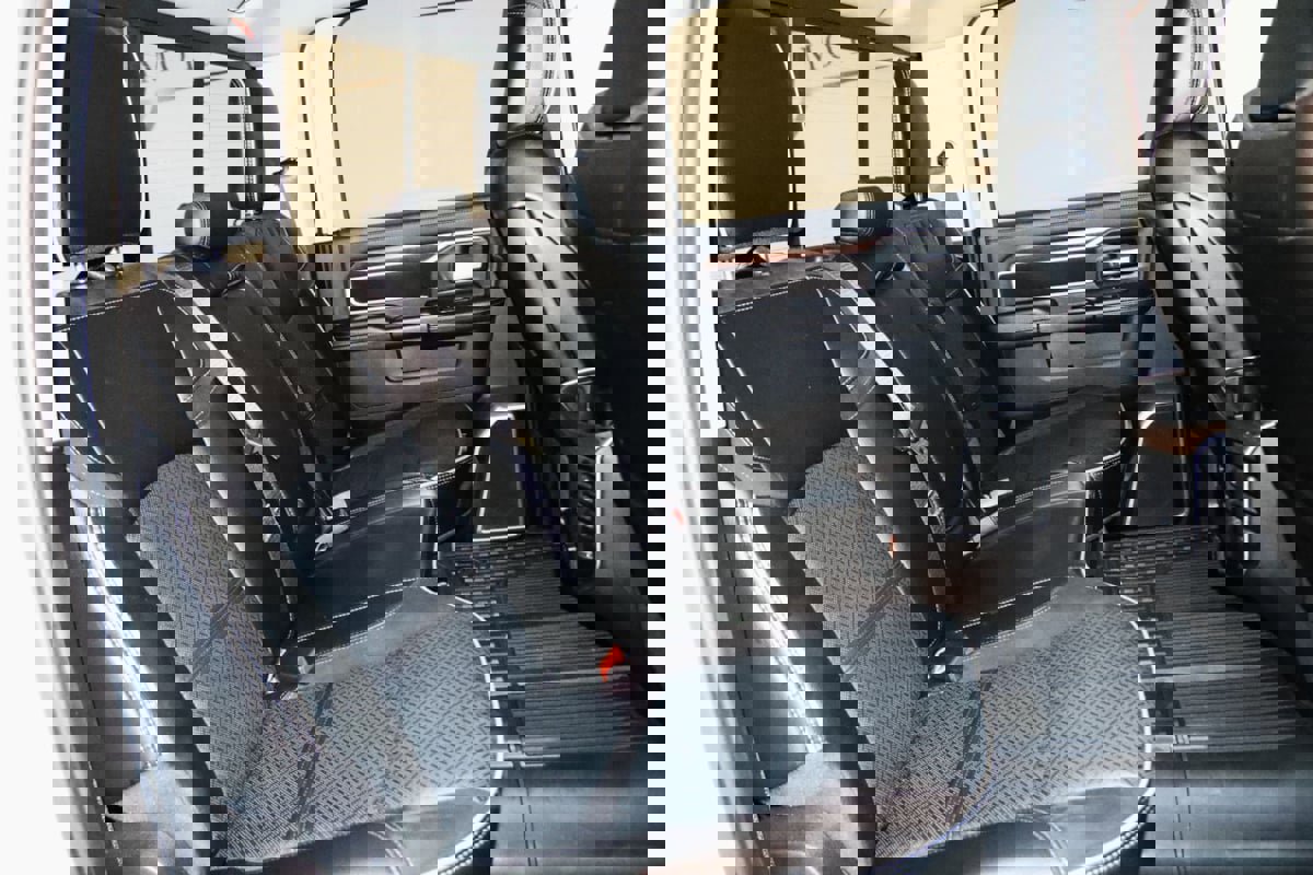 Used 2024 RAM 3500 Laramie image 79