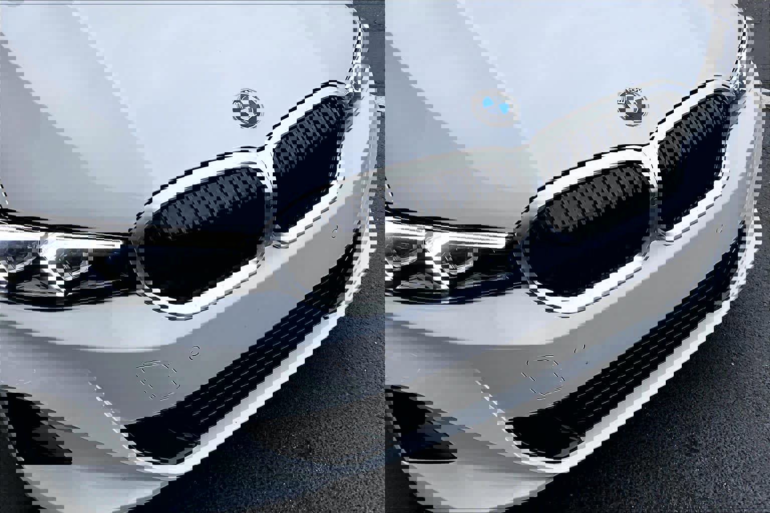 Certified 2024 BMW 330i Sedan w/ Premium Package image 29