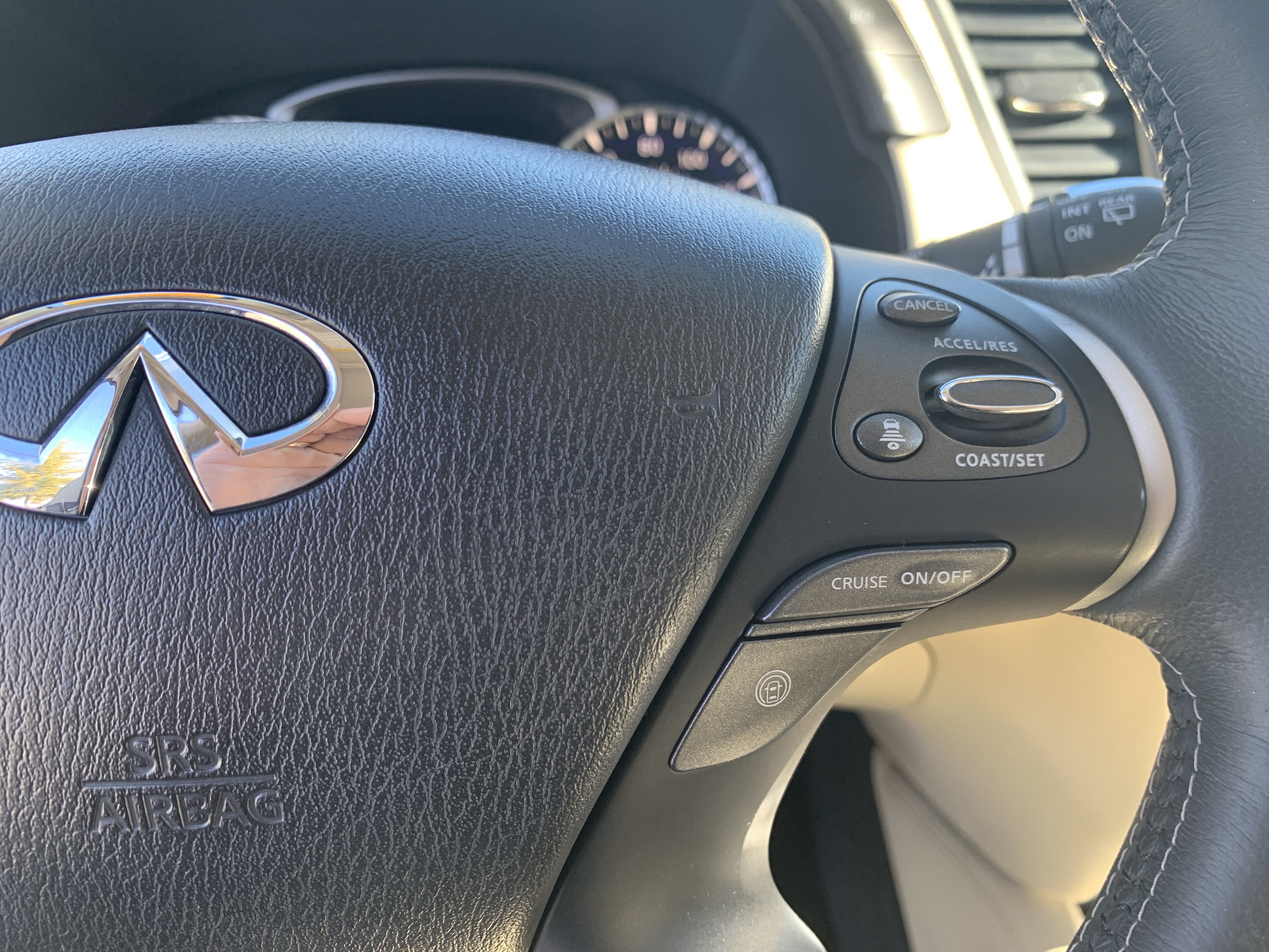 Used 2020 INFINITI QX60 Luxe w/ Sensory Package AWD/4WD image 20