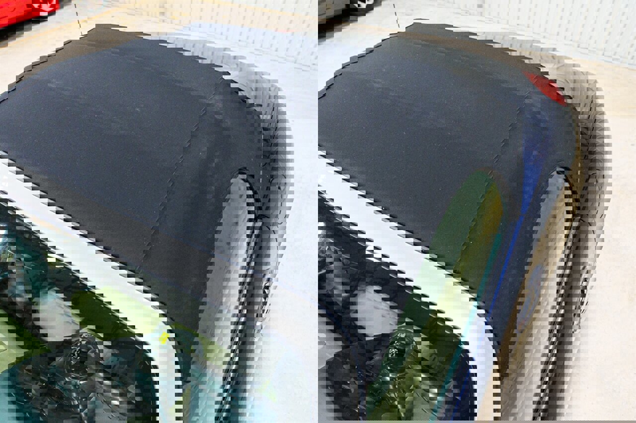 Used 2006 Pontiac Solstice Convertible w/ Premium Package image 23