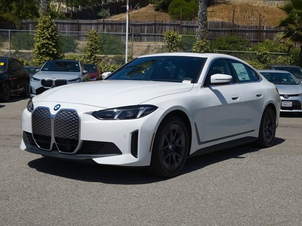 New 2026 BMW i4 eDrive40 RWD image 2
