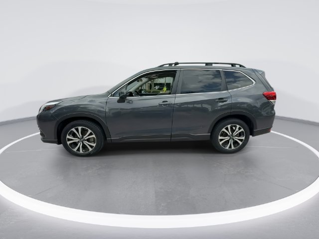 Used 2023 Subaru Forester Limited AWD/4WD image 5