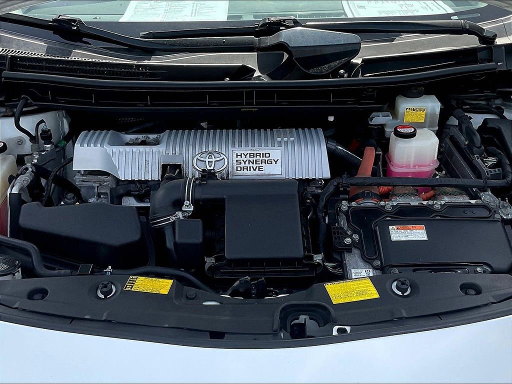 Used 2015 Toyota Prius Two FWD image 30