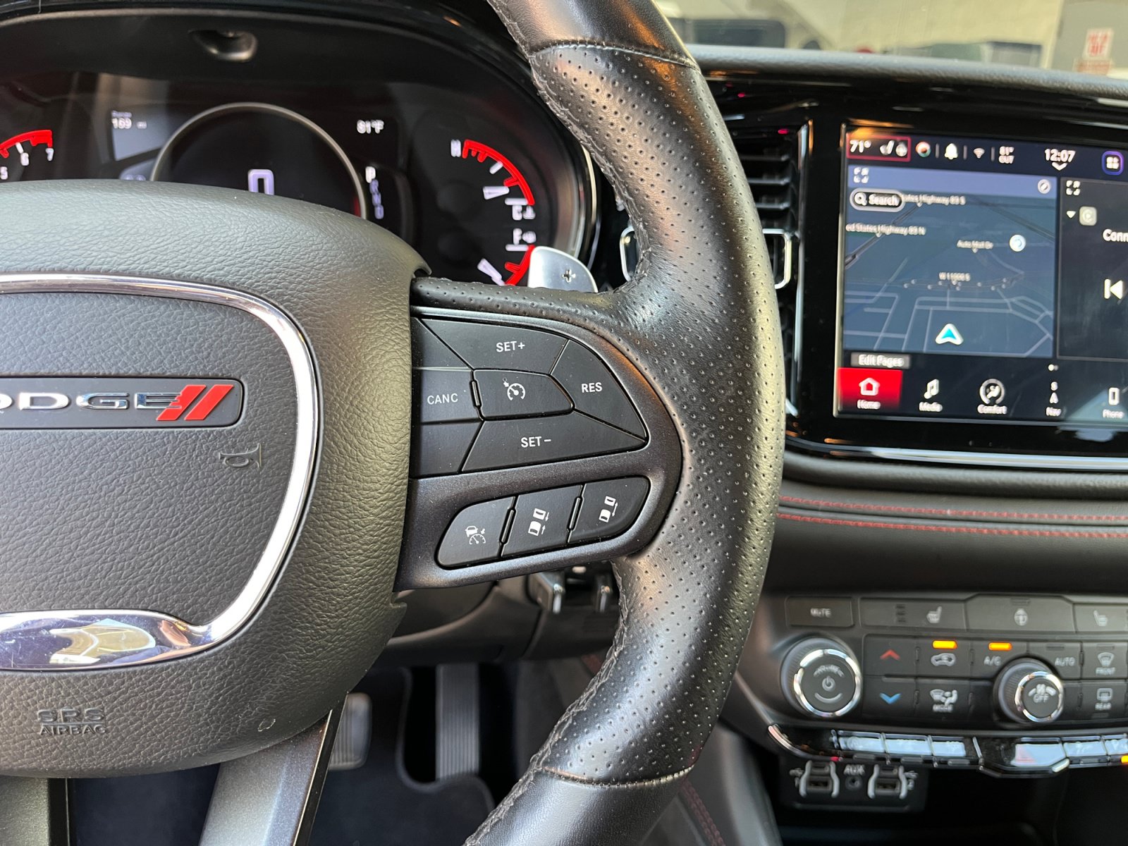 Used 2023 Dodge Durango GT AWD/4WD image 14
