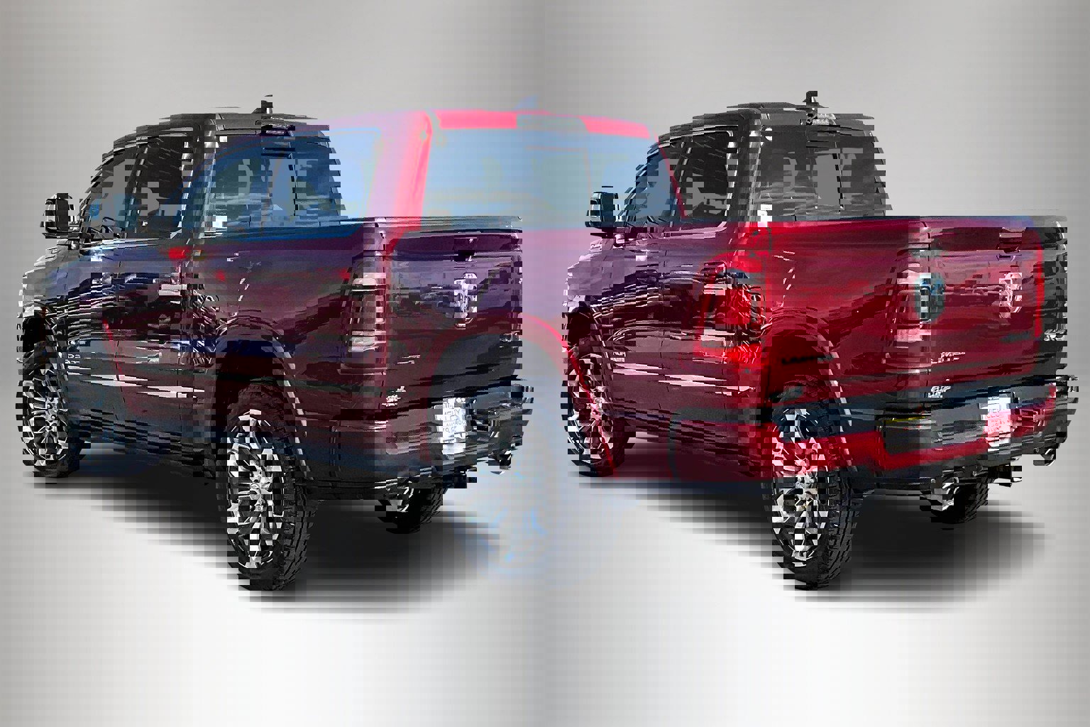 Used 2024 RAM 1500 Limited image 4