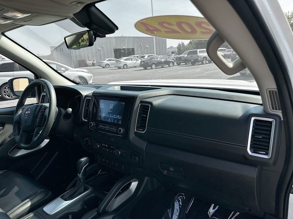 Certified 2024 Nissan Frontier SL w/ Technology Package image 38