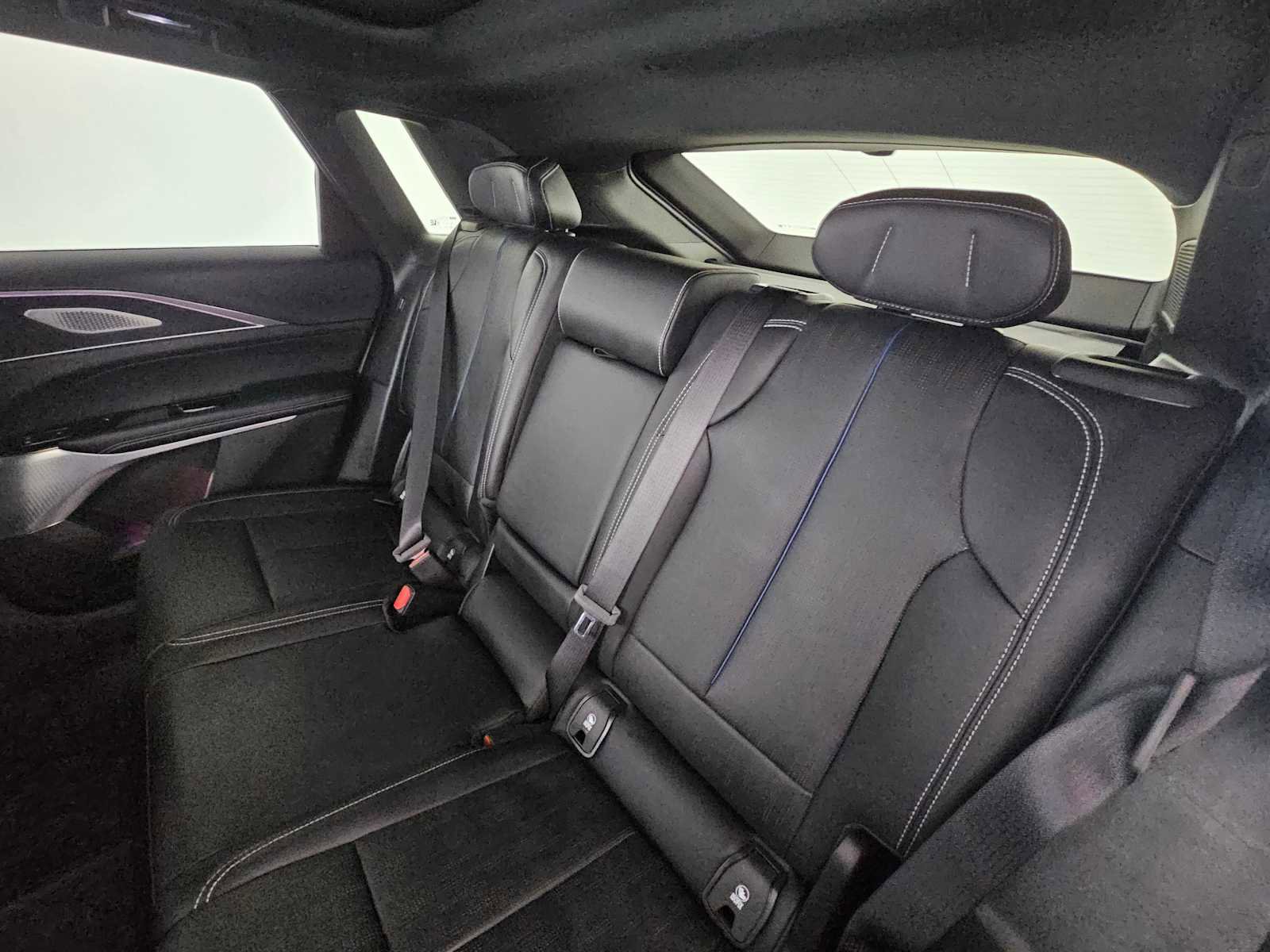 New 2025 Cadillac Lyriq Luxury w/ LPO, Red Accent Package image 18