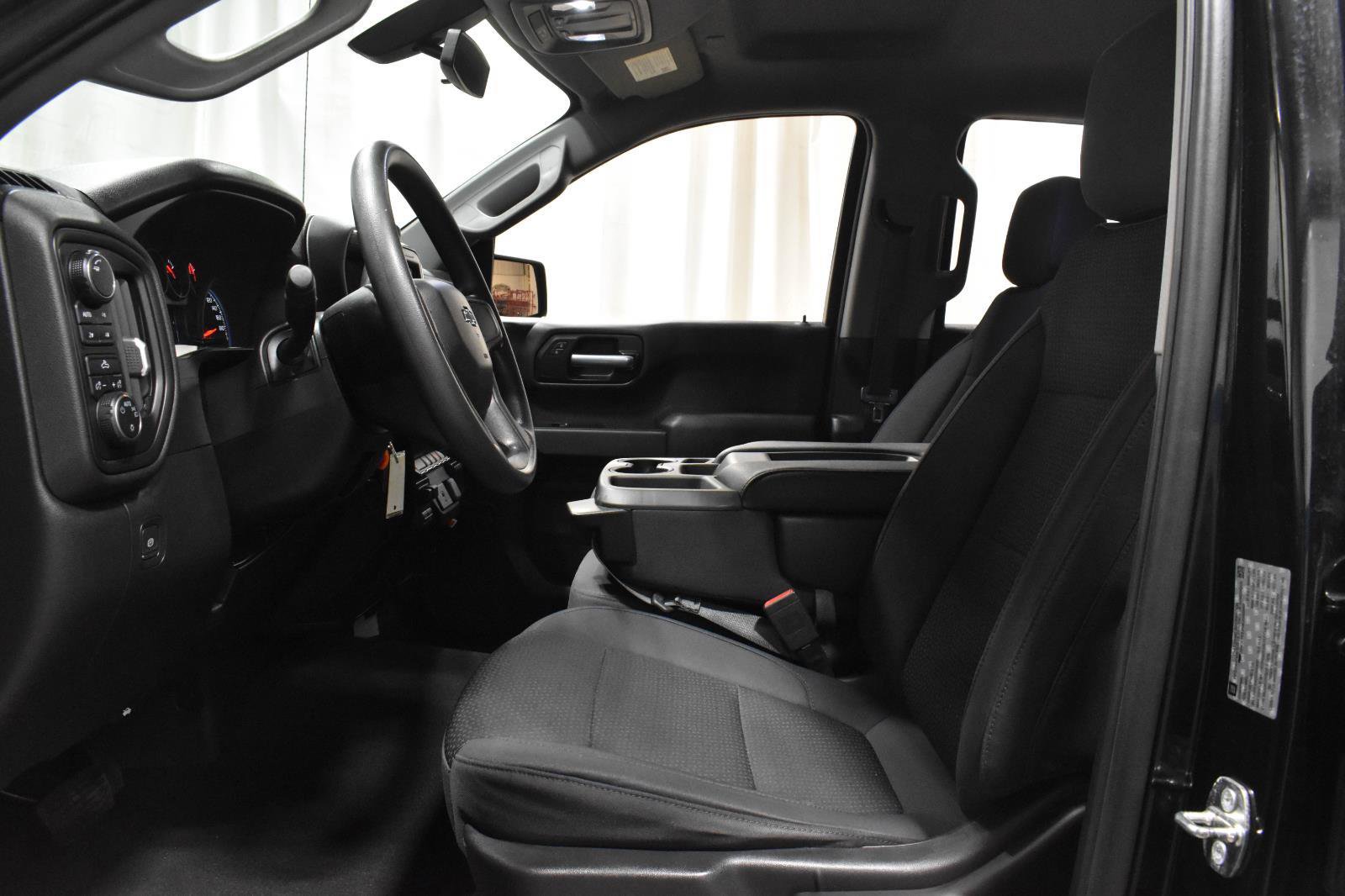 Used 2019 Chevrolet Silverado 1500 Custom Trail Boss w/ Custom Convenience Package AWD/4WD image 7