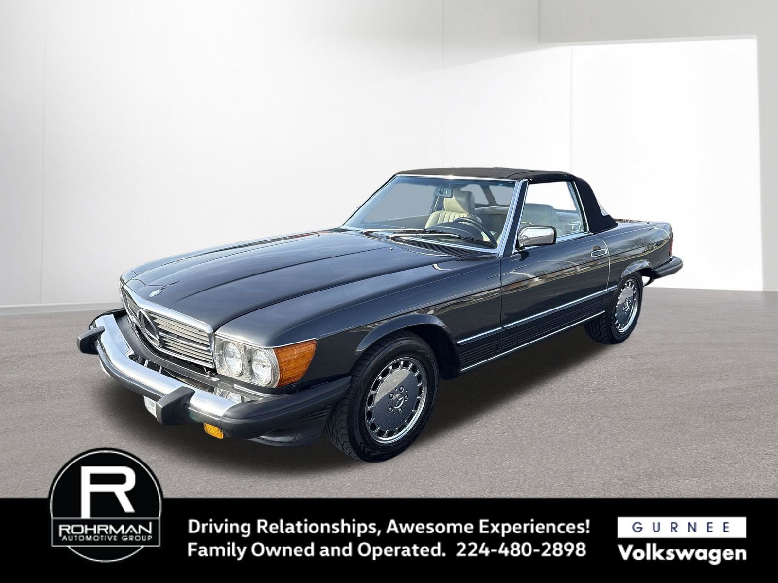 Used 1988 Mercedes-Benz 560 SL image 4