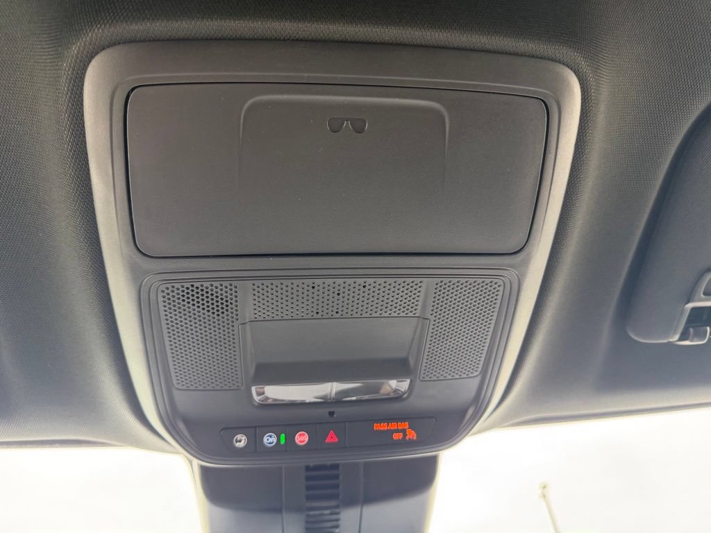New 2026 Chevrolet Traverse LT w/ Driver Confidence Package FWD image 22