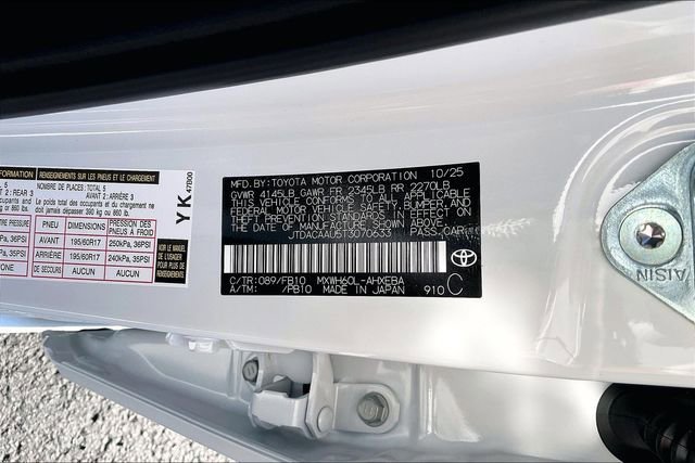 New 2026 Toyota Prius LE image 13