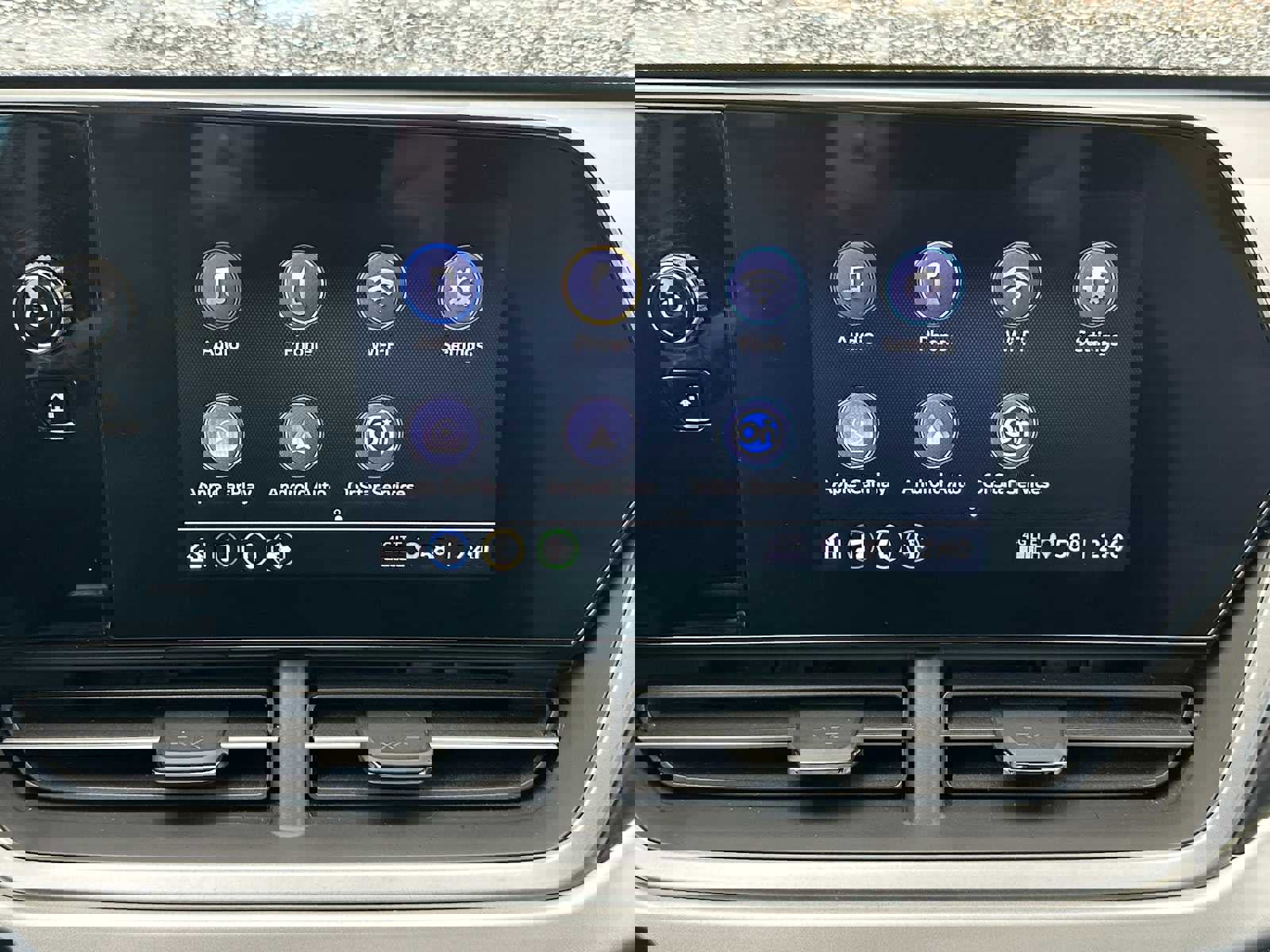 Certified 2025 Chevrolet Trax RS w/ Sunroof Package image 28