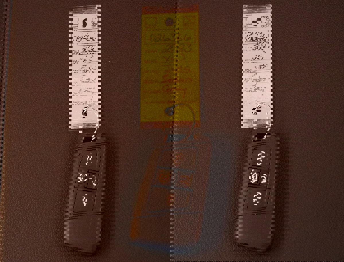 Used 2023 Volkswagen Jetta SE image 59