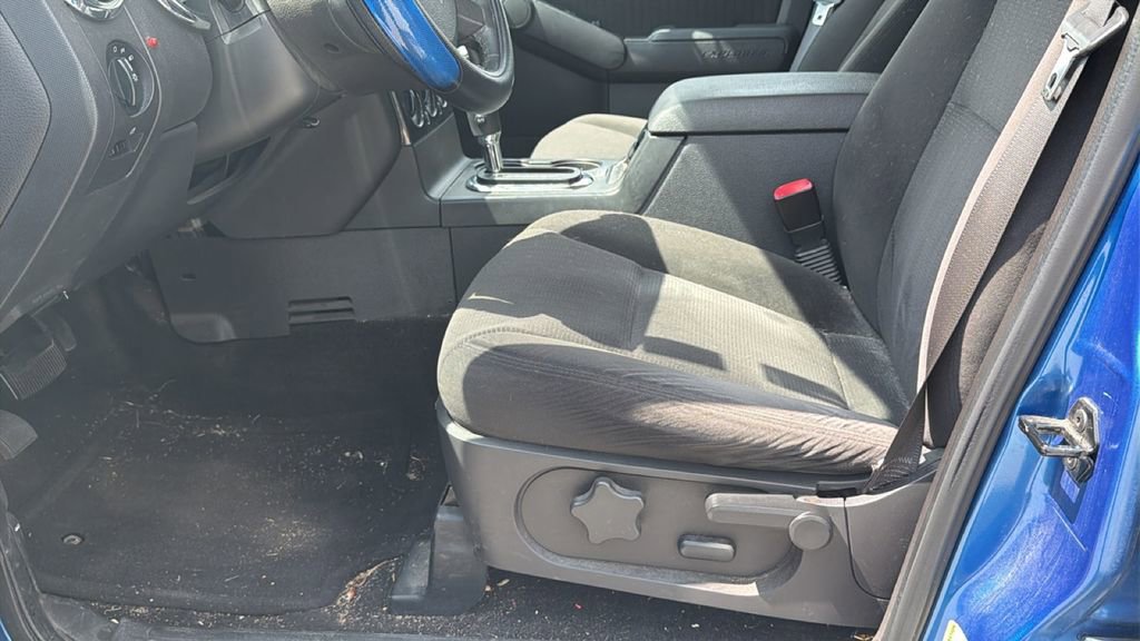 Used 2010 Ford Explorer XLT AWD/4WD image 9