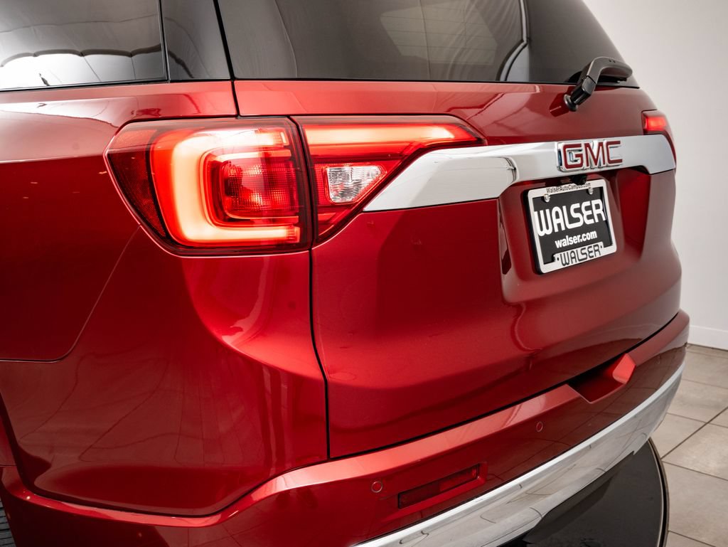 Used 2019 GMC Acadia Denali w/ Technology Package AWD/4WD image 18