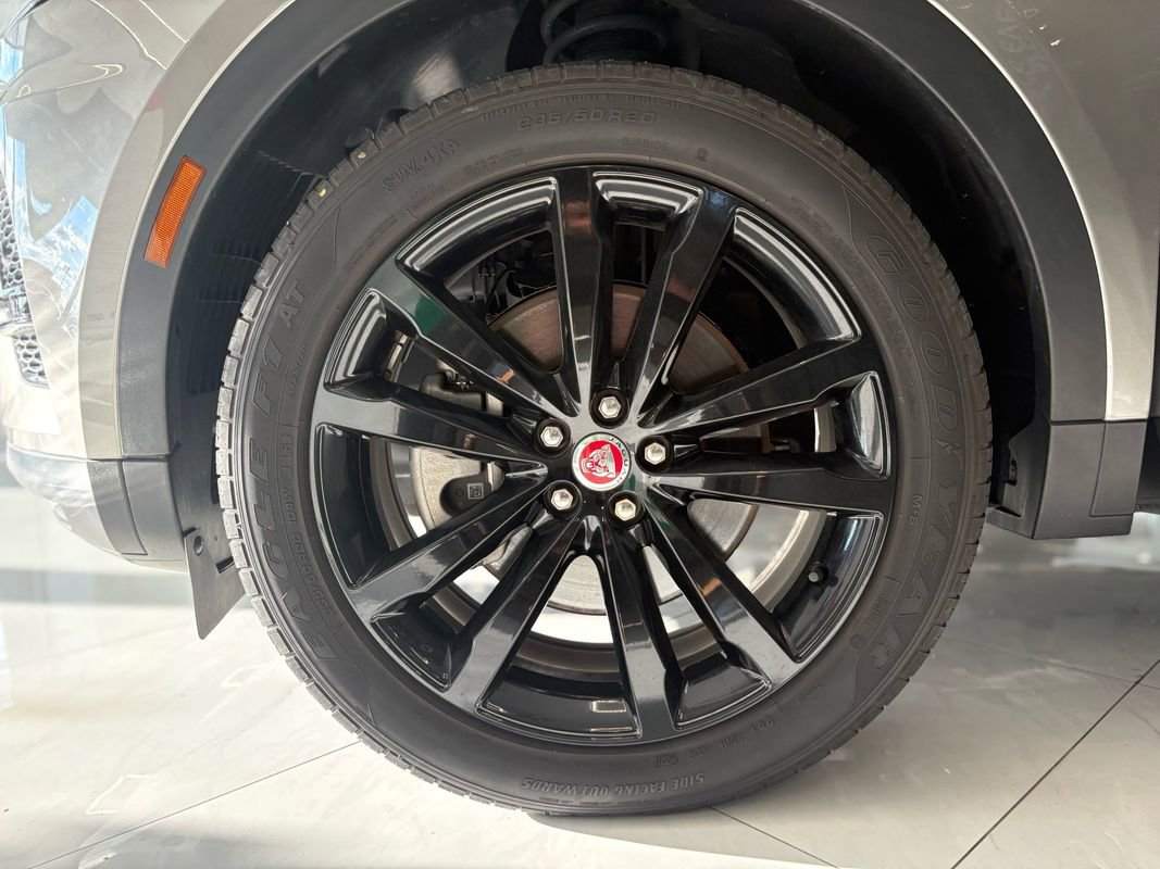 Used 2022 Jaguar E-PACE SE image 42