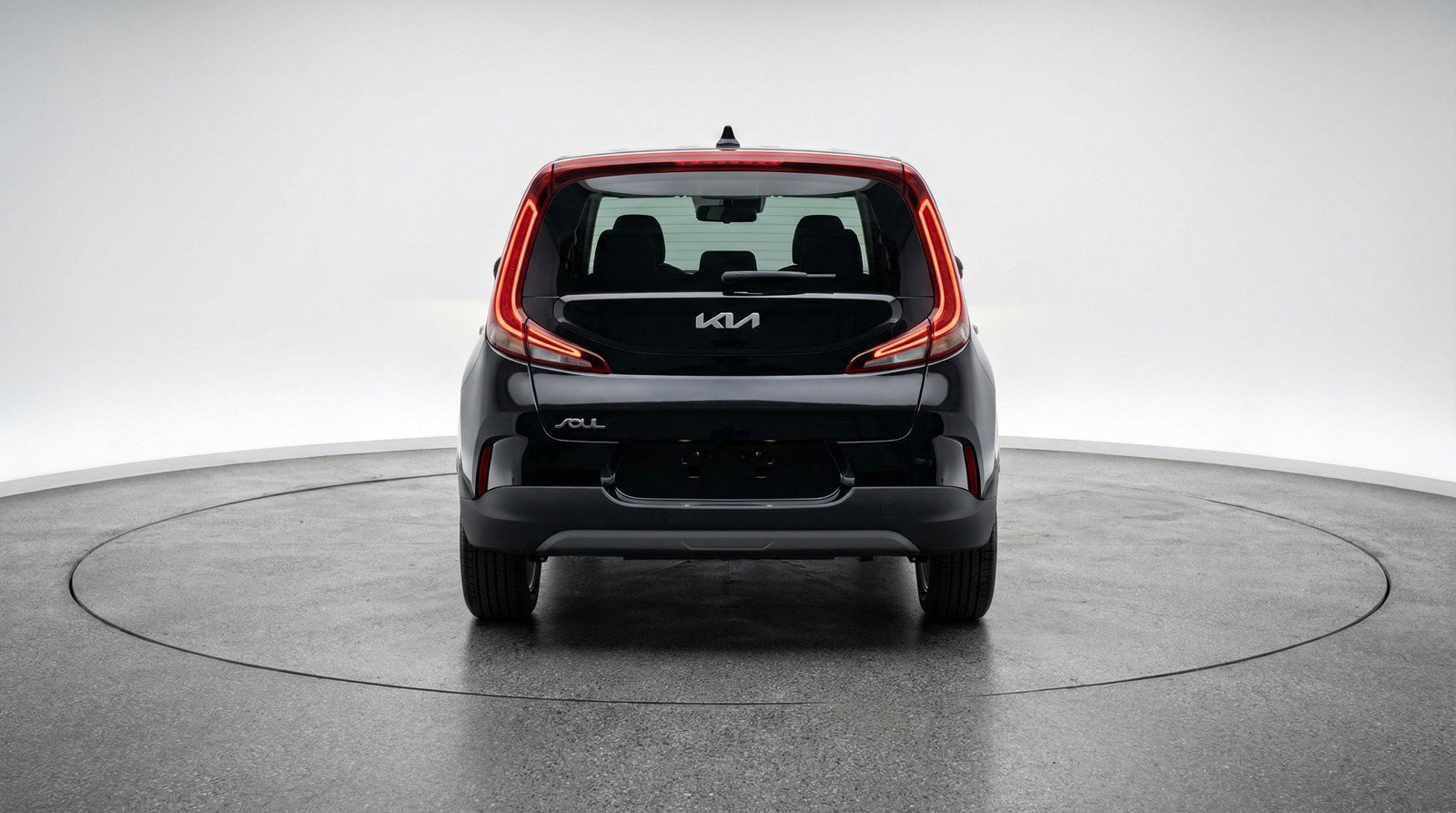 Used 2025 Kia Soul LX w/ LX Technology Package FWD image 7